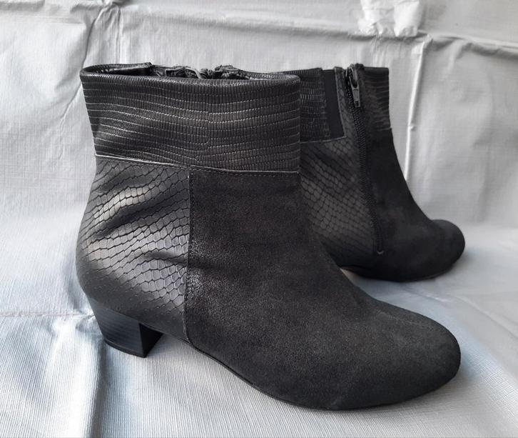 Waldlaufer zwart leder enkellaarsjes maat 36. Nieuw, Kleding | Dames, Schoenen, Nieuw, Lage of Enkellaarzen, Zwart, Ophalen of Verzenden