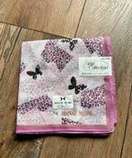 Hanae Mori butterfly handkerchief, Huis en Inrichting, Keuken | Textiel, Nieuw, Paars, Verzenden, Theedoek of Handdoek