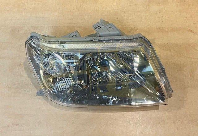 Suzuki Grand Vitara (2006-2009) koplamp Rechts (Beschadigd), Auto-onderdelen, Verlichting, Suzuki, Nieuw, Ophalen of Verzenden