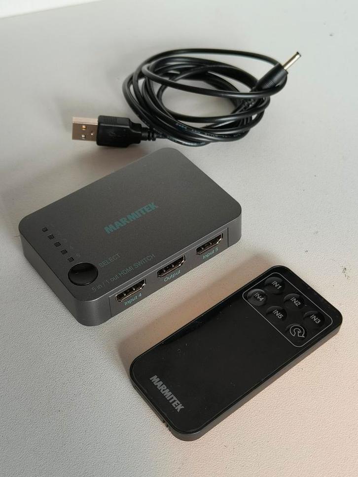 HDMI switch Marmitek C350 UHD 2.0 - 5 in 1 out, Audio, Tv en Foto, Converters, Zo goed als nieuw, Ophalen of Verzenden