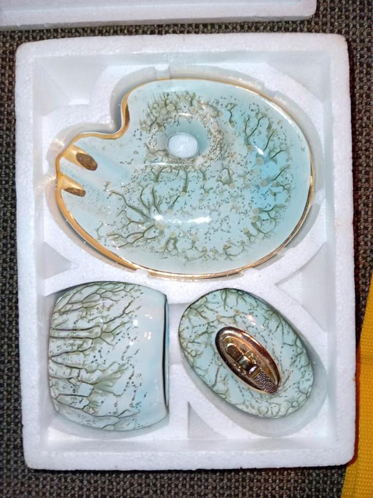 Vintage Tafelset: Aansteker, Asbak & Sigarettendoosje, Huis en Inrichting, Keuken | Servies, Gebruikt, Overige typen, Overige stijlen