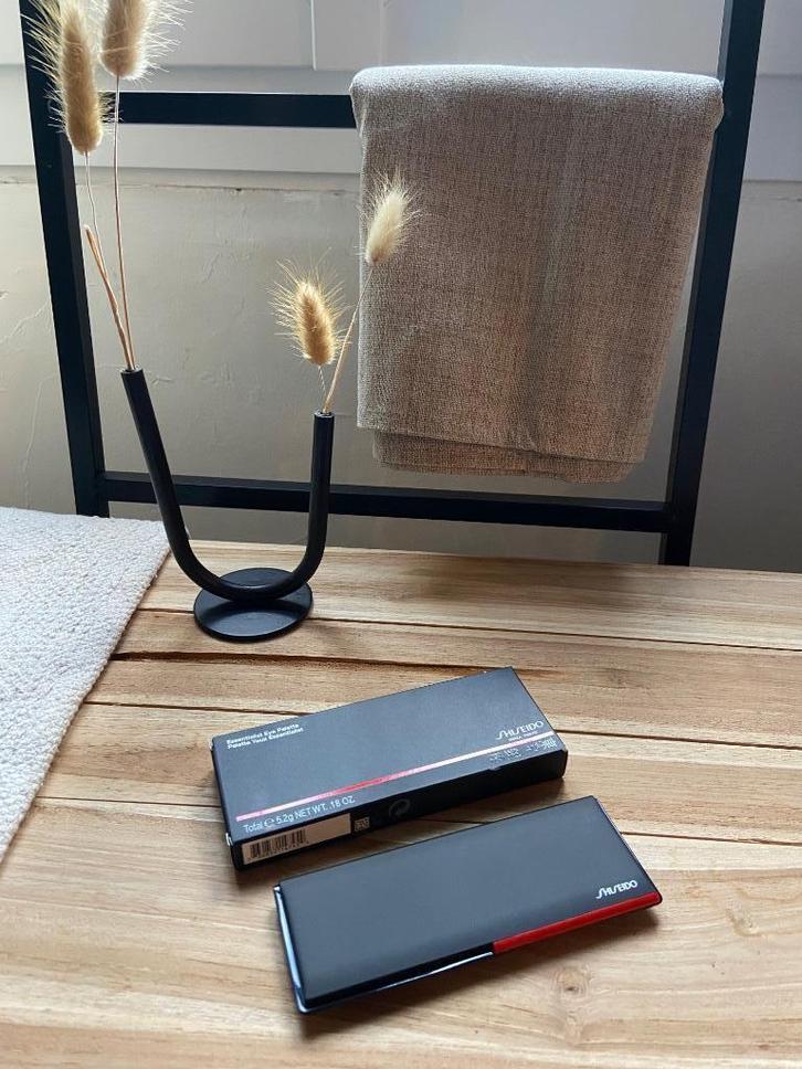 Shiseido Essentialist Eye Palette nr. 08 Jizoh Street Reds, Sieraden, Tassen en Uiterlijk, Uiterlijk | Cosmetica en Make-up, Nieuw