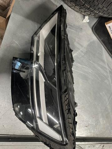 Audi Q8 koplamp links led 4m8941033 beschikbaar voor biedingen