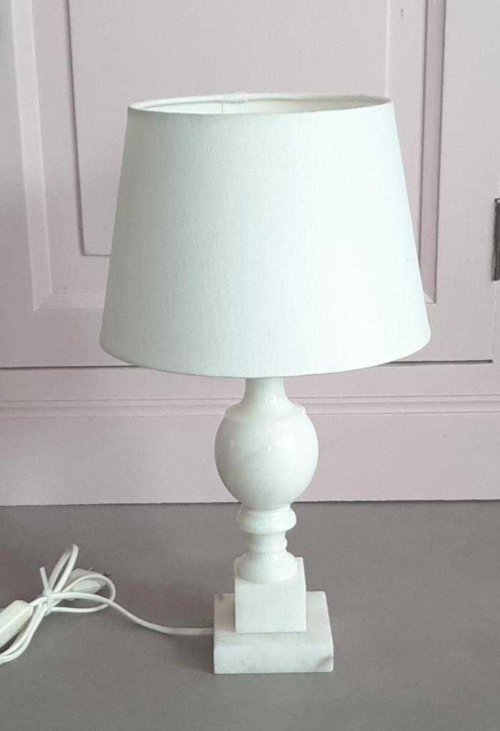 Franse alabaster / wit marmer schemerlamp met kap, lamp, Huis en Inrichting, Lampen | Tafellampen, Zo goed als nieuw, Minder dan 50 cm