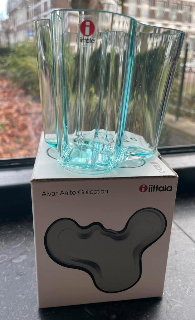 Iittala Alvar Aalto tafelvaasje 9,5cm watergroen, Huis en Inrichting, Woonaccessoires | Vazen, Zo goed als nieuw, Overige kleuren