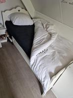 Bed meisjeskamer met nachtkastje, Ophalen, 85 tot 100 cm, Gebruikt, Matras