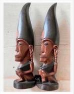 2 x houten Indonesische beelden, 20 cm, Ophalen of Verzenden