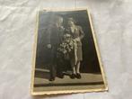 Zutphen Oude foto van een bruidspaar, voor 1940, Verzamelen, Foto's en Prenten, Gebruikt, Foto, Ophalen of Verzenden, Voor 1940