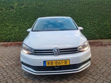Volkswagen Touran 2.0 TDI 110KW DSG 2017 Wit beschikbaar voor biedingen