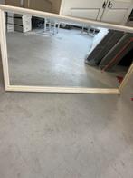 Grote landelijke spiegel met witte houten lijst, Ophalen of Verzenden, Zo goed als nieuw, Rechthoekig