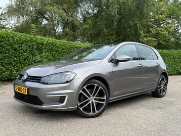 Volkswagen Golf 1.4 TSI GTE Automaat | Panoramadak | Leder | beschikbaar voor biedingen