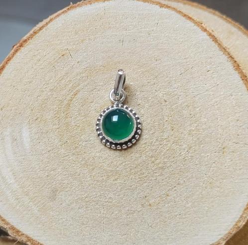 925 zilveren hanger met natuurlijke Groene Onyx steen, Sieraden, Tassen en Uiterlijk, Kettinghangers, Nieuw, Zilver, Groen, Overige voorstellingen