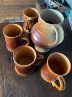 Aardewerk Kan met 4 Mokken - Handgemaakt Uniek Servies Set, Ophalen of Verzenden