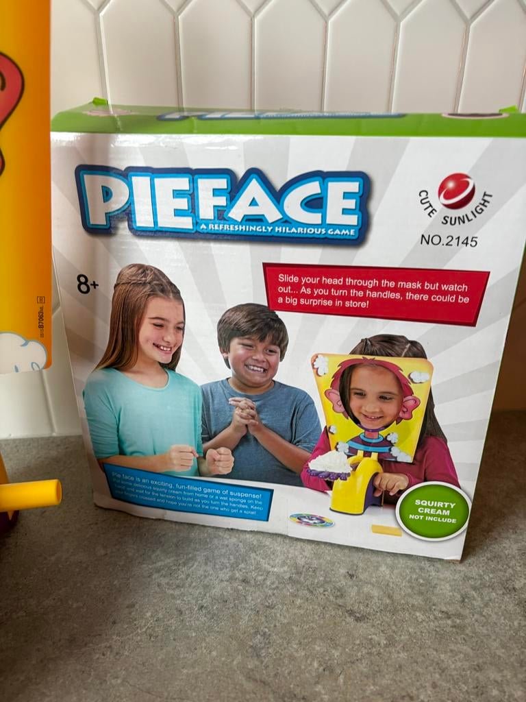 Pie Face Spel - Slagroom in je gezicht!, Een of twee spelers, Ophalen of Verzenden, Zo goed als nieuw