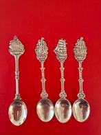 Vier verzilverde lepeltjes schepen, Antiek en Kunst, Antiek | Bestek, Ophalen of Verzenden