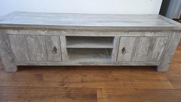 TV meubel / TV kast beschikbaar voor biedingen