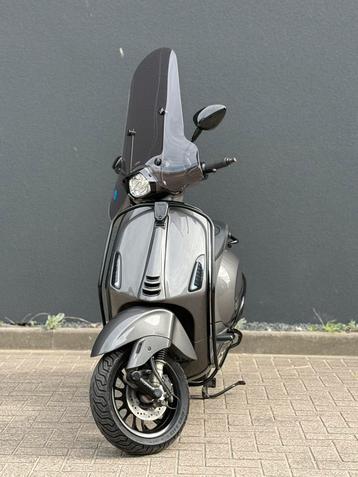 Vespa Sprint Custom iGet 2018 Champagne Quartz FULL OPTION beschikbaar voor biedingen