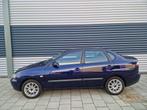 SEAT Cordoba 1.4-16V Trendstyle airco Trekhaak NAP, Auto's, Seat, Voorwielaandrijving, Gebruikt, 4 cilinders, Blauw