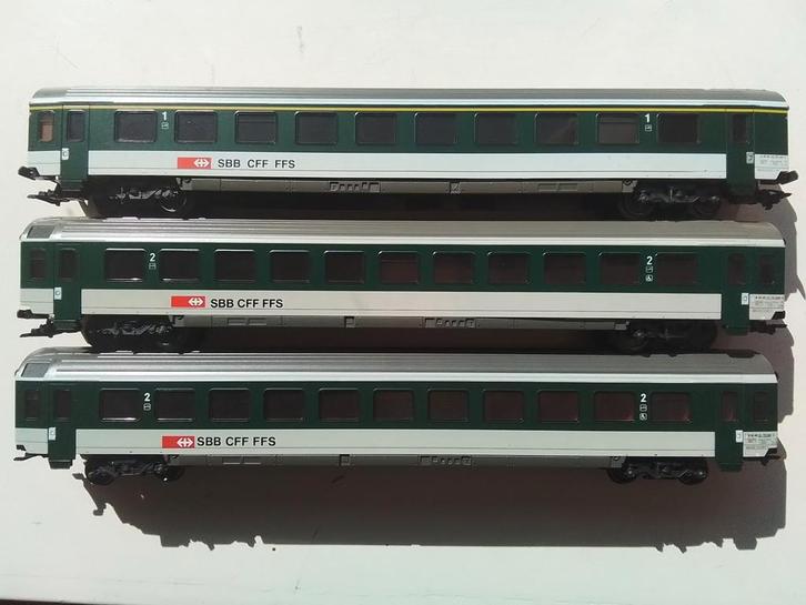 SBB zwitserse personen trein roco en marklin, Hobby en Vrije tijd, Modeltreinen | H0, Zo goed als nieuw, Wagon, Wisselstroom, Roco