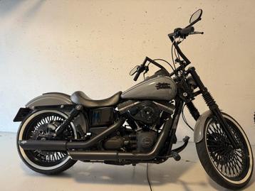 Harley-Davidson Street Bob FXDB Dyna 2015 beschikbaar voor biedingen