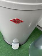 Wesco kickmaster lichtgrijs 33lt afvalbak, Nieuw, Met pedaal, Ophalen of Verzenden, 30 tot 40 liter