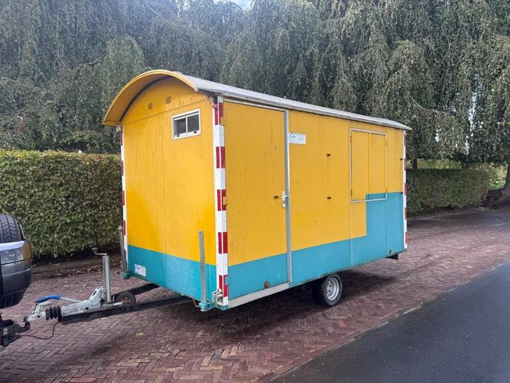 metalen snelverkeer schaftwagen schaftkeet pipowagen, Zakelijke goederen, Machines en Bouw | Keten en Containers, Ophalen of Verzenden