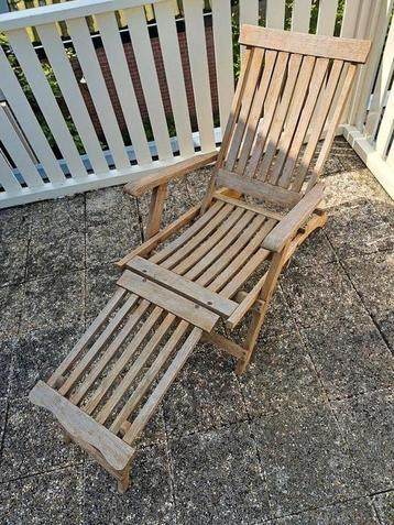 Deck chair, ligstoel, teakhout, opvouwbaar, mooi, klassiek beschikbaar voor biedingen