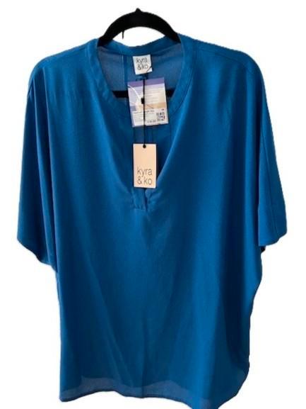 NIEUW Kyra top Marit kleur Bright Blue maat 46, Kleding | Dames, Tops, Nieuw, Maat 46/48 (XL) of groter, Blauw, Korte mouw, Verzenden