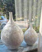 Witte decoratieve vazen set (vaas), Wit, Aardewerk of Porselein, Nieuw, Ophalen of Verzenden