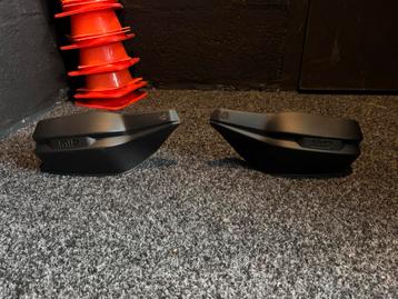 Givi handkappen voor s1000XR beschikbaar voor biedingen