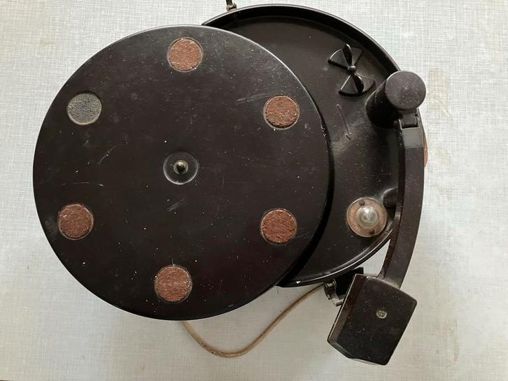 Philips 3902 draagbare Pick-Up (1939). Hoedendoos, Audio, Tv en Foto, Platenspelers, Gebruikt, Platenspeler, Philips, Ophalen of Verzenden