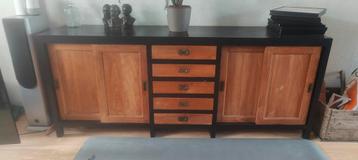 Nette Dressoir  beschikbaar voor biedingen