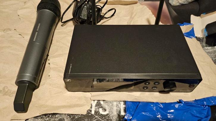 Sennheiser draadloos microfoons, Muziek en Instrumenten, Microfoons, Zo goed als nieuw, Zangmicrofoon, Draadloos, Ophalen