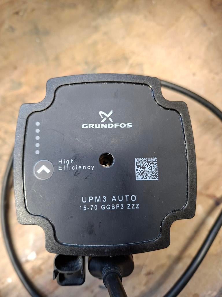 Grundfos UPM3 Auto 15-70 GGBP 3 ZZZ, Doe-het-zelf en Verbouw, Gebruikt, Minder dan 30 cm, Overige typen, Minder dan 60 cm
