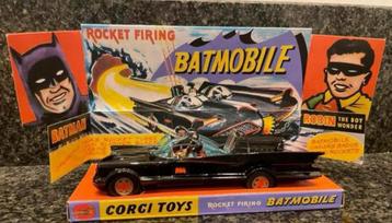 Corgi - 267 - batmobile met batman en robin beschikbaar voor biedingen