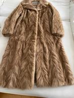 Mantel van nertsbont, Beige, Maat 42/44 (L), Nieuw, Ophalen of Verzenden
