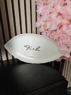 4 Riviera Maison Fish Plate - Serveerschaal, Huis en Inrichting, Keuken | Servies, Nieuw, Schaal of Schalen, Keramiek, Ophalen of Verzenden