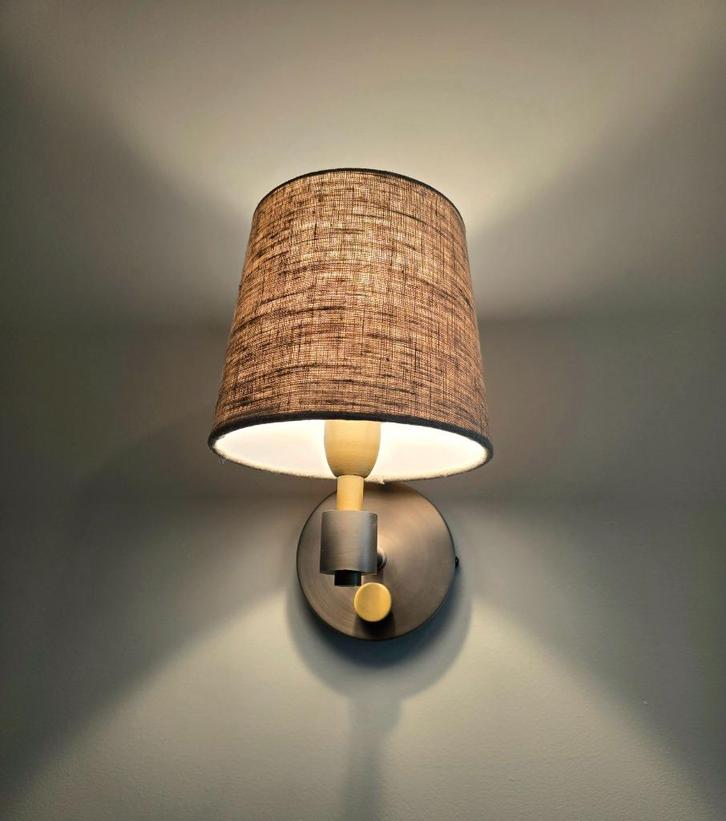 2 Scandinavische wandlampen, dimbaar met schakelaar (z.g.an), Huis en Inrichting, Lampen | Wandlampen, Zo goed als nieuw, Ophalen of Verzenden