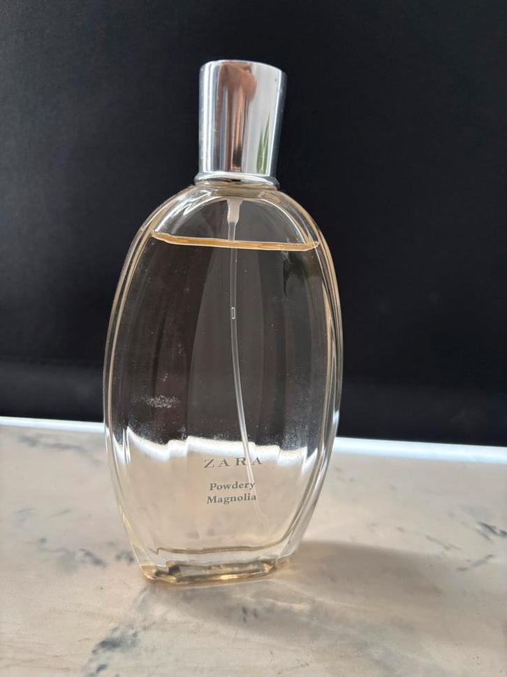 Zara Powdery Magnolia Parfum, Sieraden, Tassen en Uiterlijk, Uiterlijk | Parfum, Zo goed als nieuw, Ophalen