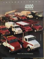 folders en brochures international trucks, Boeken, Catalogussen en Folders, Folder, Ophalen of Verzenden, Zo goed als nieuw