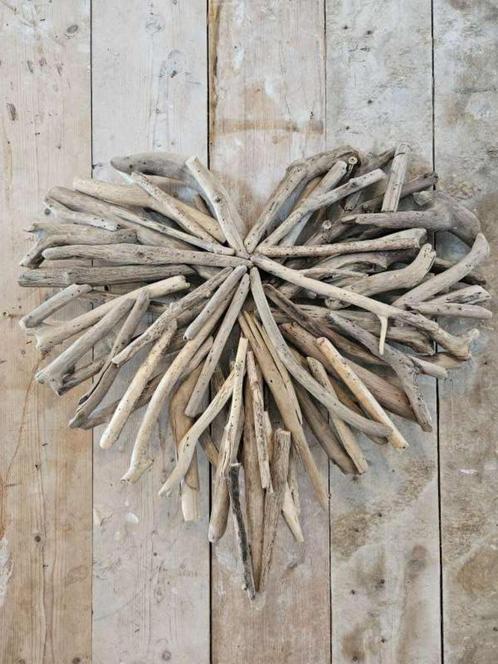 driftwood hart ``WOONWINKEL RUSTIEK``, Huis en Inrichting, Woonaccessoires | Schilderijen, Tekeningen en Foto's, Nieuw, Ophalen of Verzenden