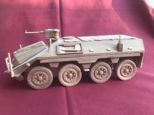 DAF YP 408. Nederlands legervoertuig uit de jaren 50 en 60., Verzamelen, Militaria | Algemeen, Landmacht, Miniatuur of Beeldje