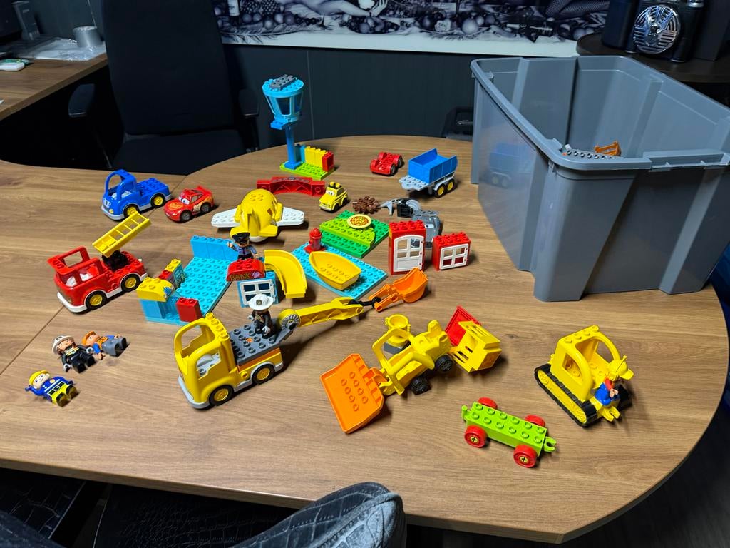 Duplo Vliegveld, Cars, Brandweer, Bouwplaats - politie patro, Kinderen en Baby's, Speelgoed | Duplo en Lego, Ophalen, Gebruikt