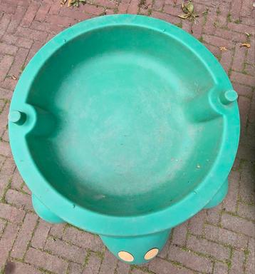 Schildpad zandbak beschikbaar voor biedingen