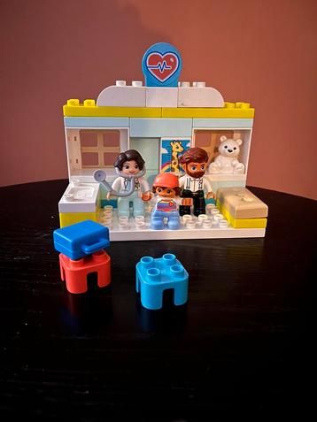 Duplo “bij de dokter” 10968 beschikbaar voor biedingen
