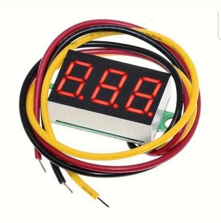 Mini Digitale Voltmeter, DC 0,71 Cm 12v bieden, Auto diversen, Auto-accessoires, Ophalen of Verzenden