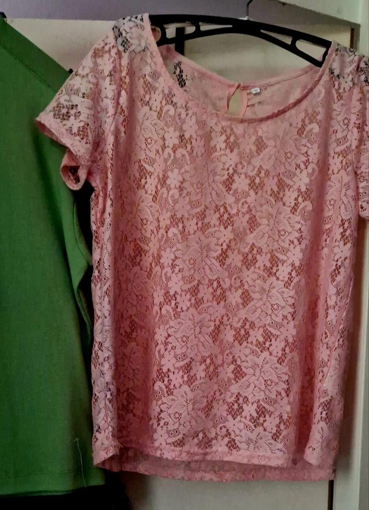 'Kanten' blouse korte mouw, Kleding | Dames, Blouses en Tunieken, Zeeman, Maat 42/44 (L), Ophalen of Verzenden, Zo goed als nieuw