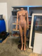 Dames etalagepop, Ophalen, Met wielen, Gebruikt