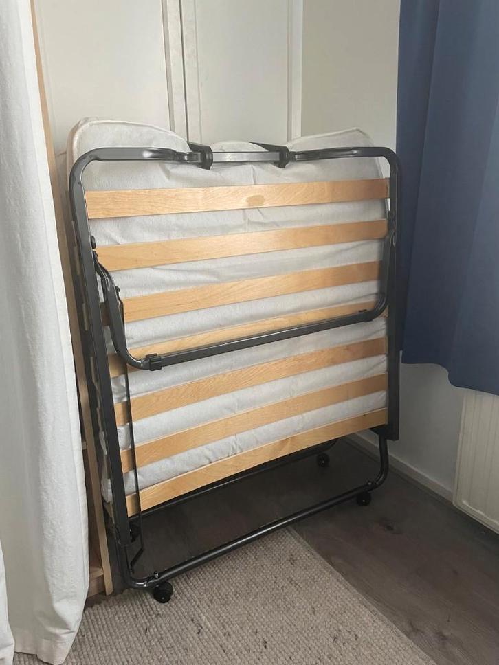 Eenpersoons vouwbed (nieuw), Huis en Inrichting, Slaapkamer | Bedden, Nieuw, Eenpersoons, 90 cm, 200 cm, Metaal, Zwart, Ophalen