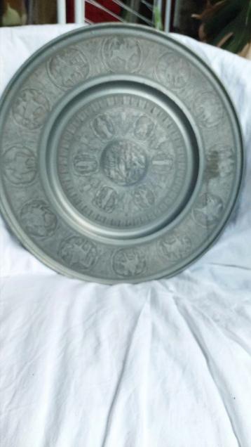 Tinnen wandbord  beschikbaar voor biedingen